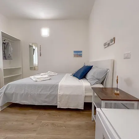 La Marina - In By Host Hero 3* 斯廷蒂诺