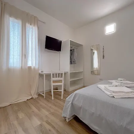La Marina - In By Host Hero 3* 斯廷蒂诺