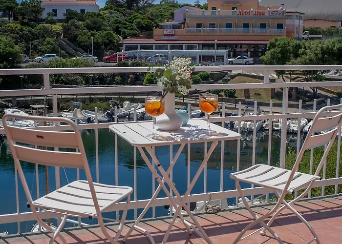 La Marina - In By Host Hero 3*