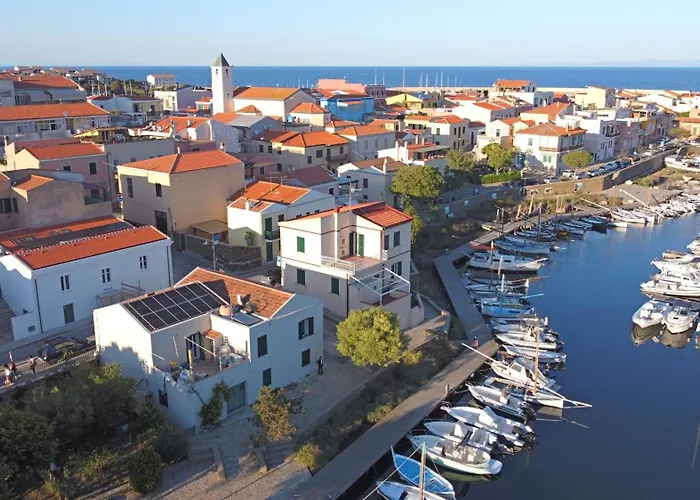 La Marina - In By Host Hero 3*