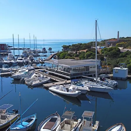 La Marina - In By Host Hero 3* Stintino