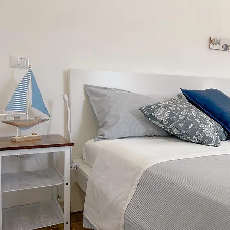 Guest house La Marina - In *