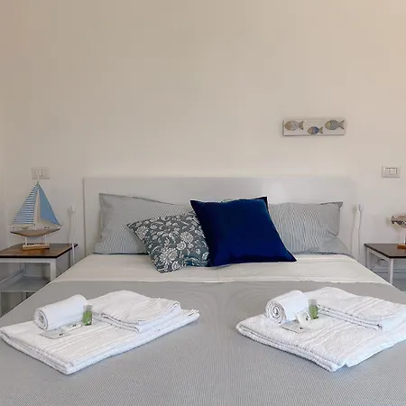 Guest house La Marina - In *