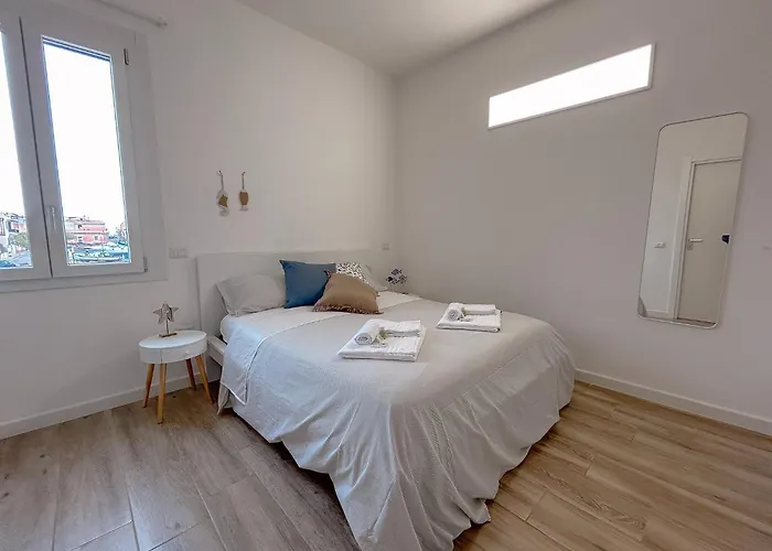 La Marina - In By Host Hero 3* Stintino